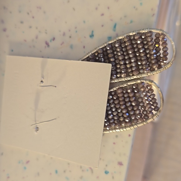 Marlyn Schiff Silver & Purple Crystals Teardrop Earrings NWT - Picture 4 of 4